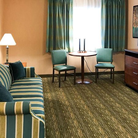 Quality Inn Μπέντφορντ Εξωτερικό φωτογραφία