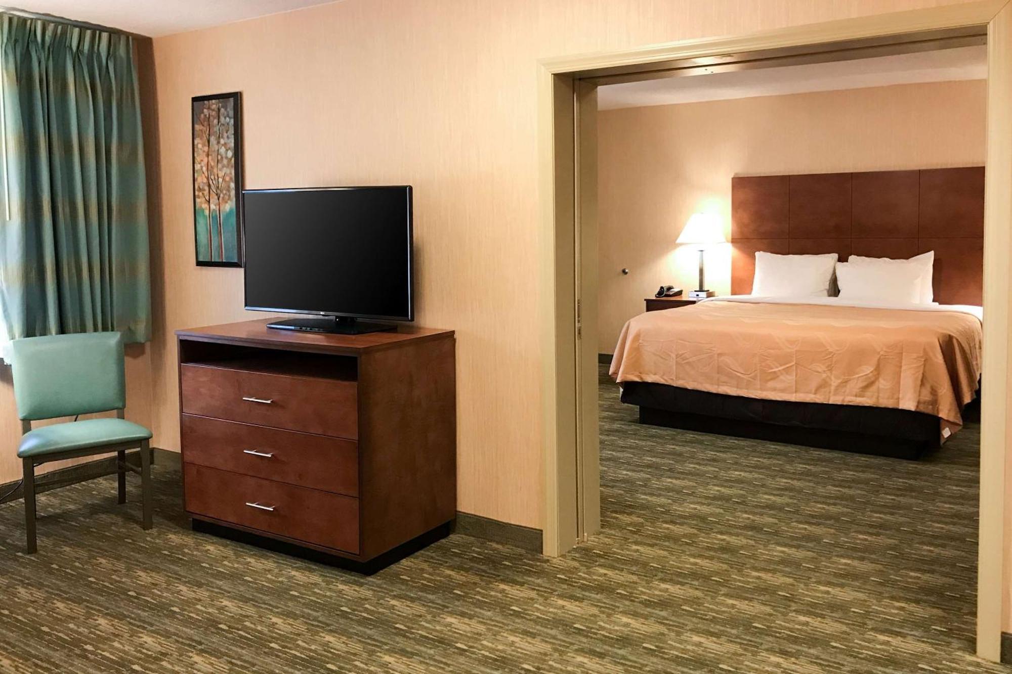 Quality Inn Μπέντφορντ Εξωτερικό φωτογραφία