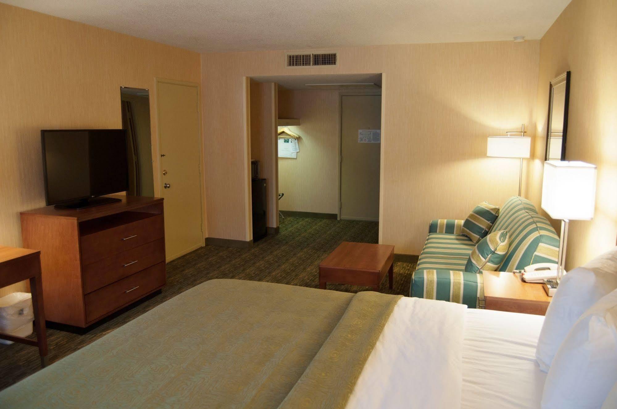 Quality Inn Μπέντφορντ Εξωτερικό φωτογραφία